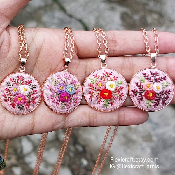 Small embroidered necklace, hand embroidery pendants, handmade jewelry, floral vintage style, gift for her, round rose gold settings