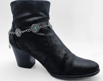 Boot Chain with sparkle