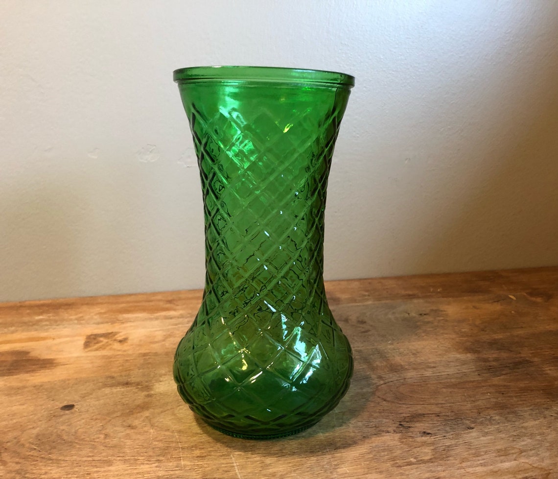 Hoosier Vintage Green Glass Vase Etsy Canada