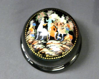 Russian Lacquer Box, Hand-Painted, Palekh Malisheva Russian Lacquer Box with Lid and Original Box, Fairy Tale, Magical
