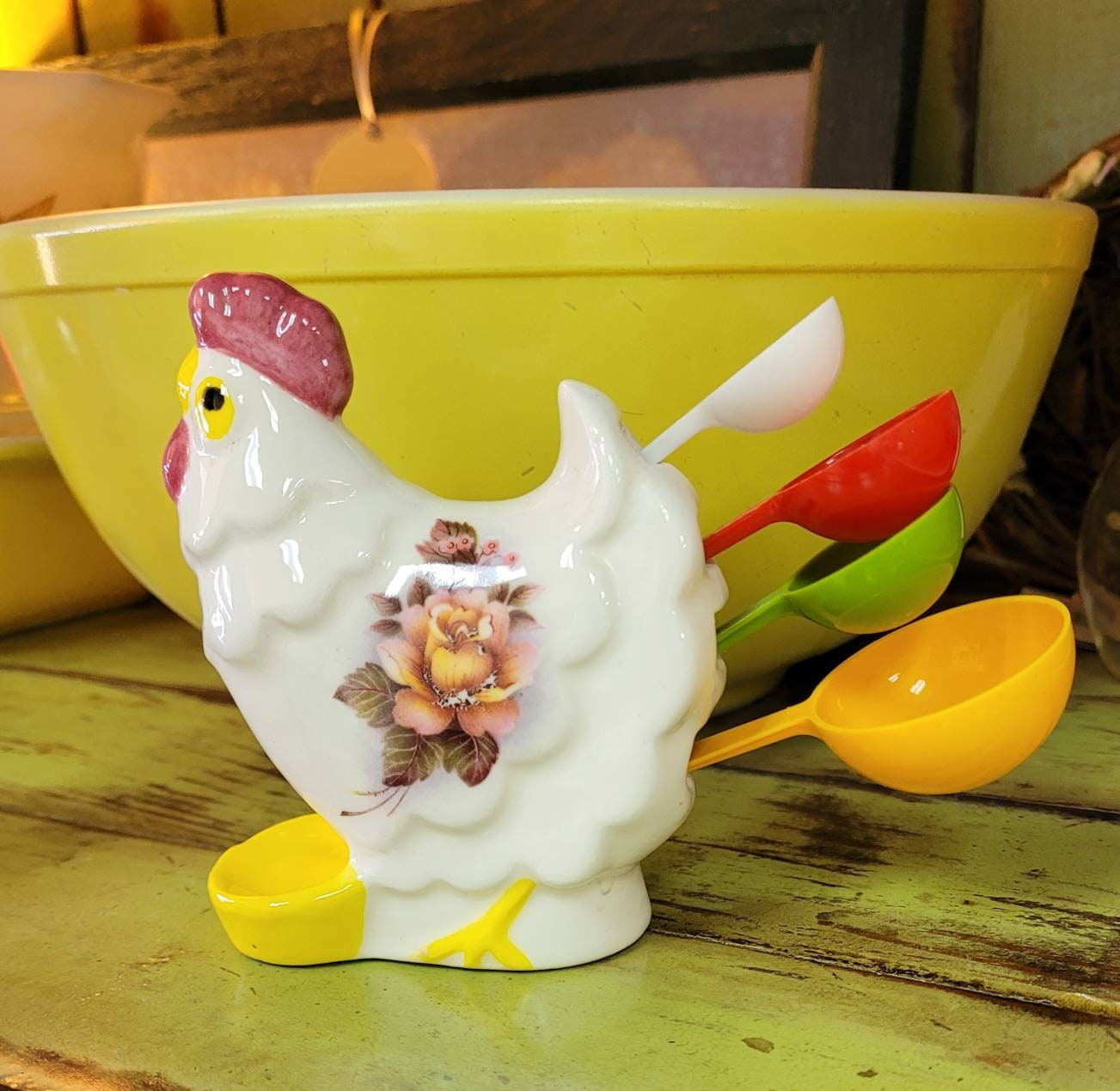 Retro Kitchen Chicken with Measuring Spoons for Tail Feathers, So Cute