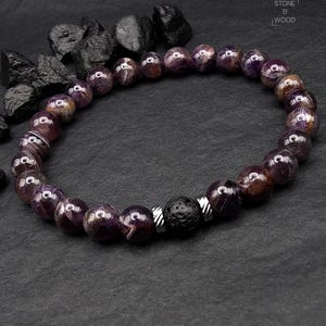 Armband met kralen van spookamethist, een leuk sieraad voor mannen.