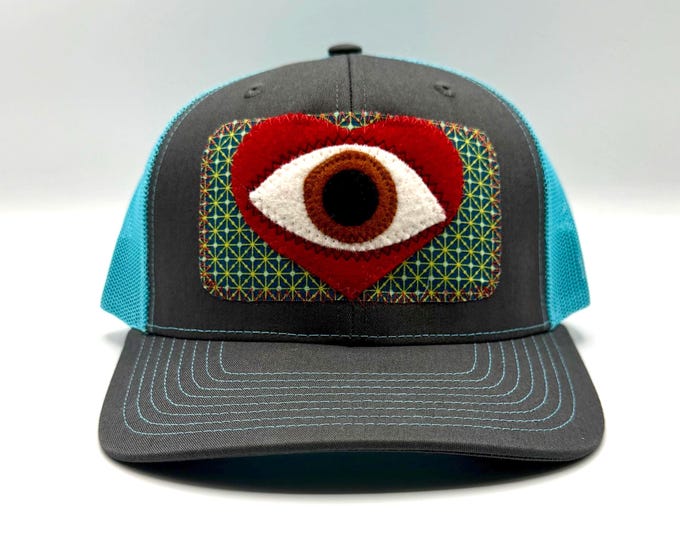 The Heart Sees All Blue Baseball Hat / Trucker Hat