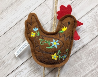 Rooster Holiday Ornament - Embroidered stuffed felt decoration - Kitchen decor - Spring decor - Personalized gift - Mothers day gift