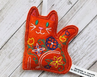 Orange Cat Ornament: Personalized Embroidered Felt Holiday Decoration