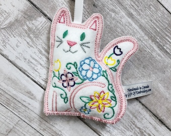 White Felt Cat Ornament: Personalized Embroidered Tree Decoration