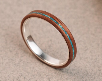 Nature ring - A unique wedding band crafted with the beauty of the forest in mind.
