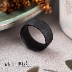 HELGO Fire-blackened and faceted titanium ring. Wedding ring, engagement ring.