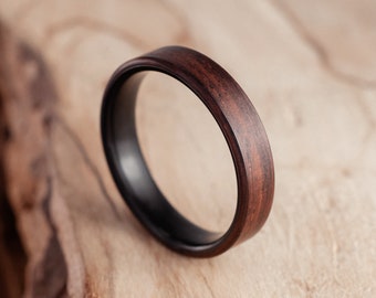 Bague en argent et bois de rose. Alliance, bague de fiançailles.