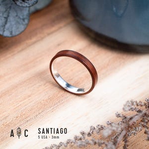 SANTIAGO Anillo de plata y madera de Palosanto. Anillo de bodas, anillo de compromiso.