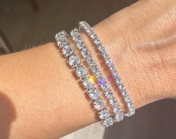 Bestie Tennis Bracelet in White Gold
