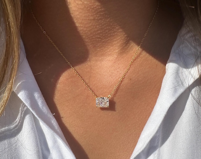 East West Pendant Necklace