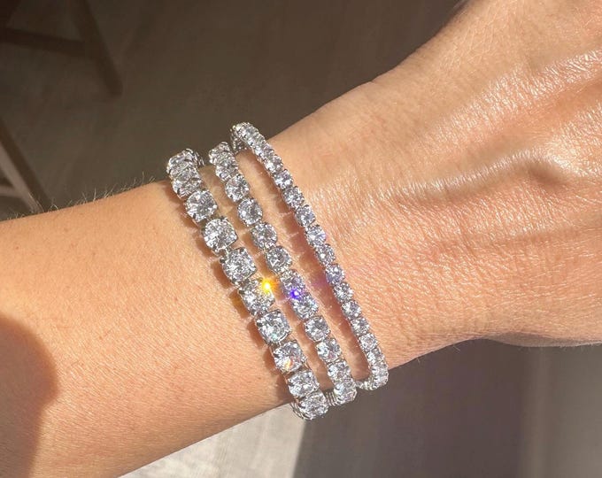Bestie Tennis Bracelet in White Gold