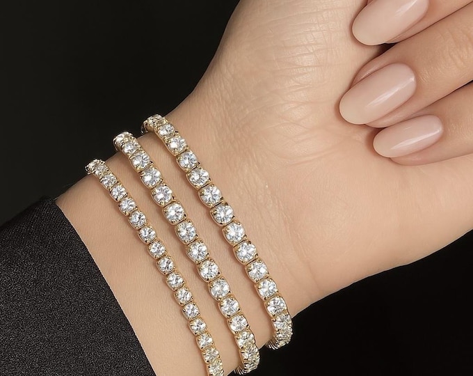 Bestie Tennis Bracelet in Yellow Gold