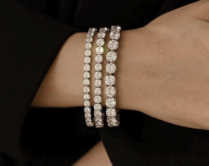 Bestie Tennis Bracelet in White Gold