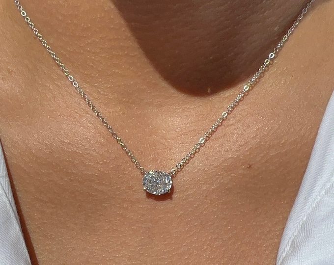 Envy Pendant Necklace