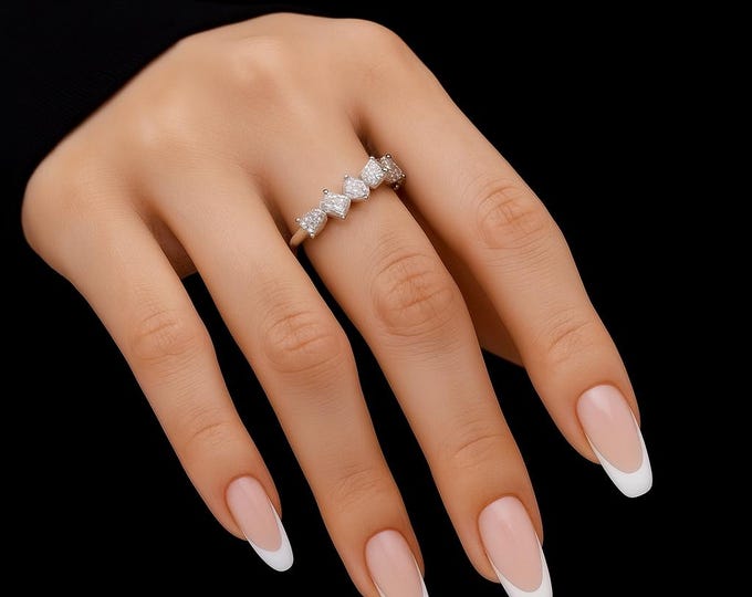 Florencia Multi Diamond Simulated Ring