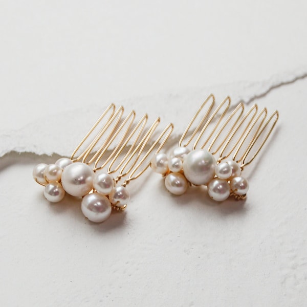 Bauble Pearl Cluster Hair Comb (Set of 2) | tiny bridal hair slides featuring large freshwater pearls