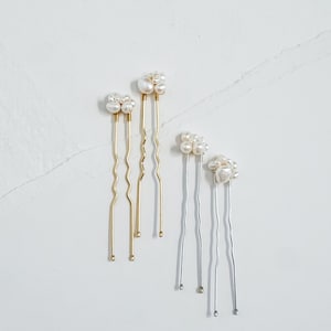 Freshwater Pearl Hair Pins (Set of 2): Delicate Bridal Hair Accessories