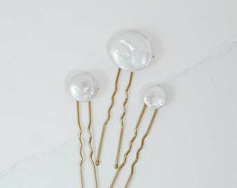 Coin Pearl Hair Pins (Set of 3) | set of round flat pearl hair pins in assorted sizes