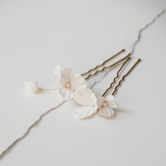White Floral Hair Pins With Pearl (set of 2): Handmade Clay  display picture 3