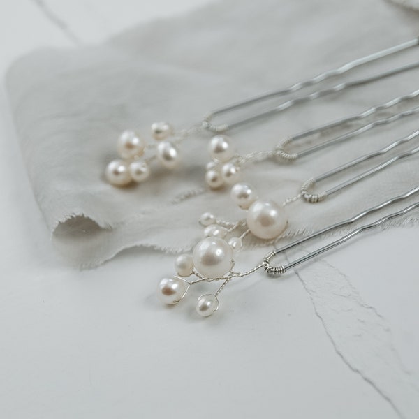 Petite Baby's Breath Pearl Branch Hair Pins (Set of 4) | Simple and Modern Wedding Accessories | Bridesmaid & Bridal Hair Pins