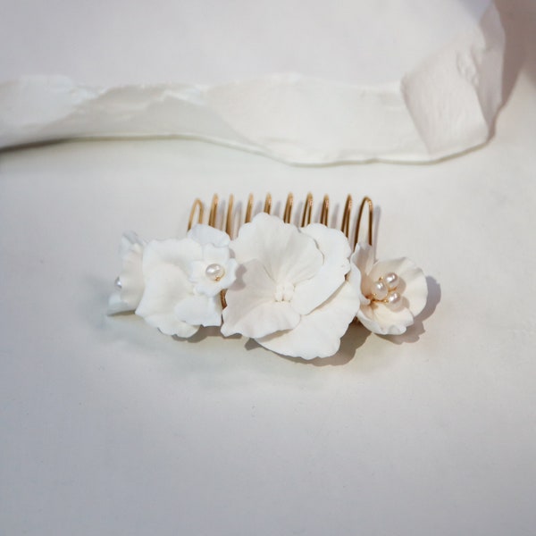 Hydrangea Hair Comb | bridal floral hair clip featuring polymer clay flowers and freshwater pearls