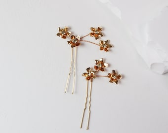 Gold Floral Spray Hair Pins (Set of 2) | tiny gold flower hair pin set for bride, wedding, bridesmaids