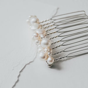 MINI SIREN | Small Pearl Cluster Hair Comb | Elegant Pearl Bridal Wedding Hair Comb | 1.75&quot; Gold, Rose Gold, or Silver Hair Comb