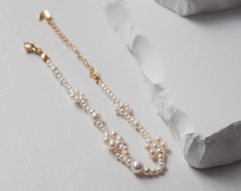 Pearl Daisy Chain Bracelet: Freshwater Pearls, Gold Plate Extender