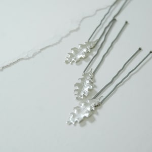 Dainty Oak Leaf Hair Pins (Set of 3) | set of woodland inspired bridal hair pins in silver or gold