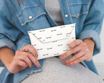 Wallet womens slim, minimalist bag women - vegan slim wallet - makeup brush holder - casual clutch bag - Best friend gift - document wallet.