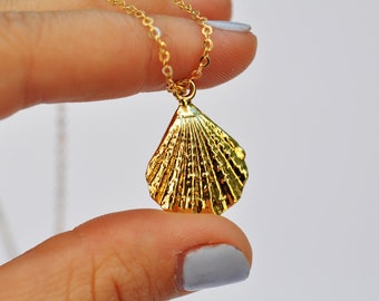 Gold shell necklace, gold shell, shell pendant, beach necklace, summer jewelry, seashell necklace, gold necklace, surf life, jewelry