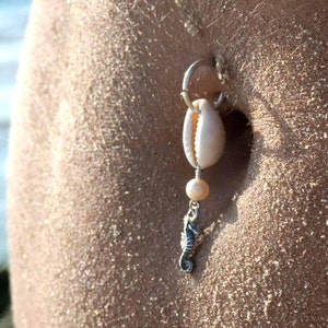 Body Jewelry, seashell Belly Rings, navel piercing, belly button ring, beach belly ring, summer belly ring, navel jewelry, Real seashell image 1