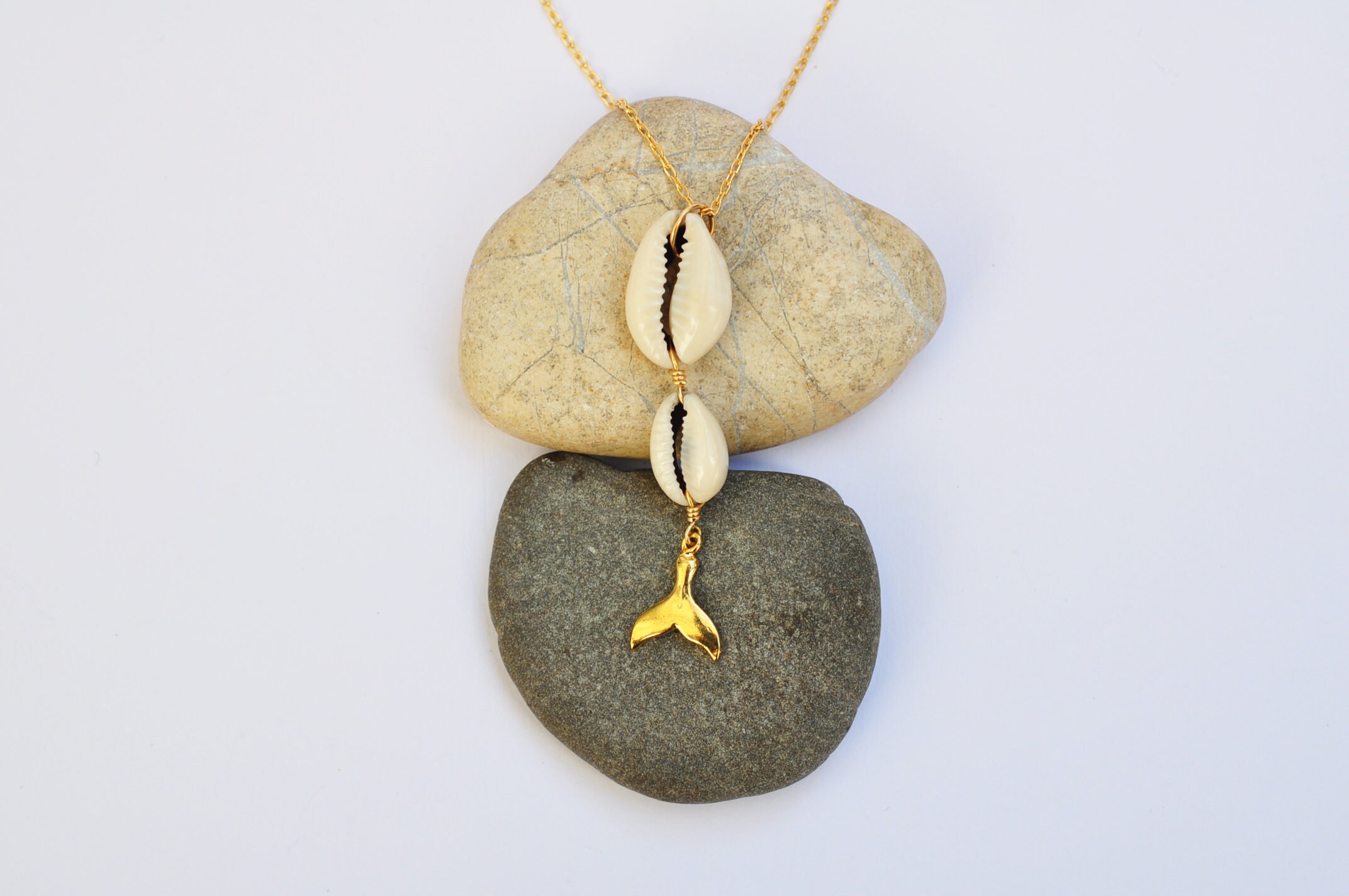 Real shell necklace Clearance