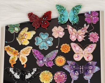 クリスタルビーズのクローバーフラワーと蝶のアップリケ：ジャケットに縫い付けるパッチ