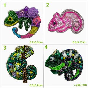 Puede incluir: Cuatro parches de hierro de camaleón con cuentas en diferentes colores y diseños. Los parches son aproximadamente 6,7x5,9 cm, 6,6x4,7 cm, 6,3x5,0 cm y 7,2x6,1 cm.