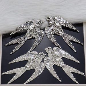 Aplique de tela de cristal con cuentas de pájaros golondrinas voladoras, 17 x 9,0 cm, broche, insignia, artesanía decorativa