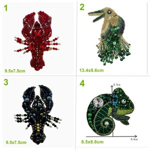 Puede incluir: Cuatro parches bordados para planchar que representan un langostino rojo, un pájaro verde, un langostino negro y un camaleón verde. Los parches miden aproximadamente 9,5 x 7,5 cm y 8,5 x 8,8 cm.