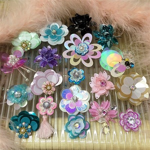Sequins Crystal Beaded Flower Applique cloth DIY Brooch badge Craft decorative Party cloth handbag accessory Craft supply