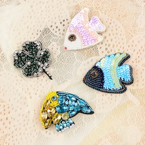 Fabric Crystal Beaded Tropical fish Fish Clover Leaf Leaves Applique cloth Patch DIY badge Jacket cloth handbag accessory Craft supply