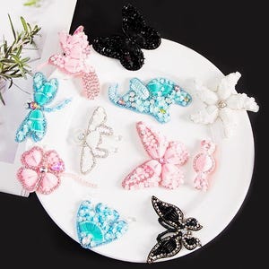 Crystal Beaded Butterfly Clover Dragonfly Elephant Applique Fish Bird Candy cloth Patch DIY Craft decorative cloth handbag accessory supply