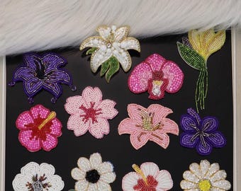ビーズ生地 ユリの花 ビーズの花びら アップリケ布 パッチ DIY 衣服アクセサリー 装飾 スパンコール布