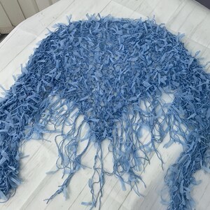 Écharpe en laine ruban bleu ciel : toucher doux, occasion spéciale image 15