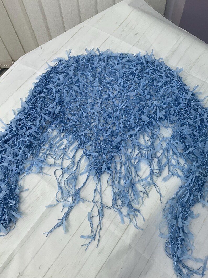 Écharpe en laine ruban bleu ciel : toucher doux, occasion spéciale image 15