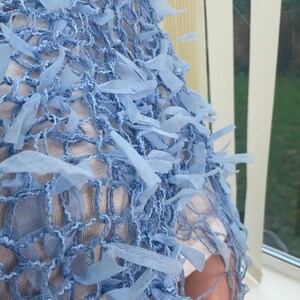 Écharpe en laine ruban bleu ciel : toucher doux, occasion spéciale image 13