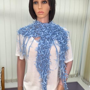 Écharpe en laine ruban bleu ciel : toucher doux, occasion spéciale image 18