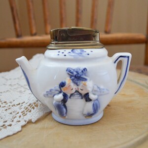 Vintage Brother Lite Cigarette Lighter, Enesco Dutch Boy & Girl E5819,  Teapot Shape Lighter, 1950s, Japan, Blue White, China, Gift for Her