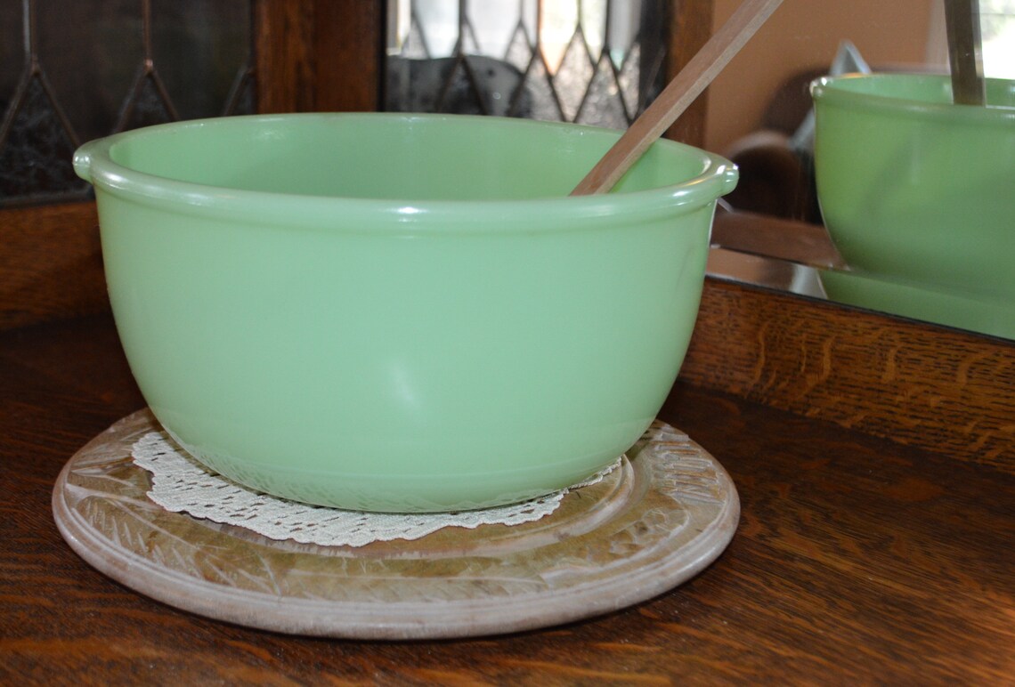 Vintage Jadite Mixing Bowl Hamilton Beach Mixer McKee Glass Etsy