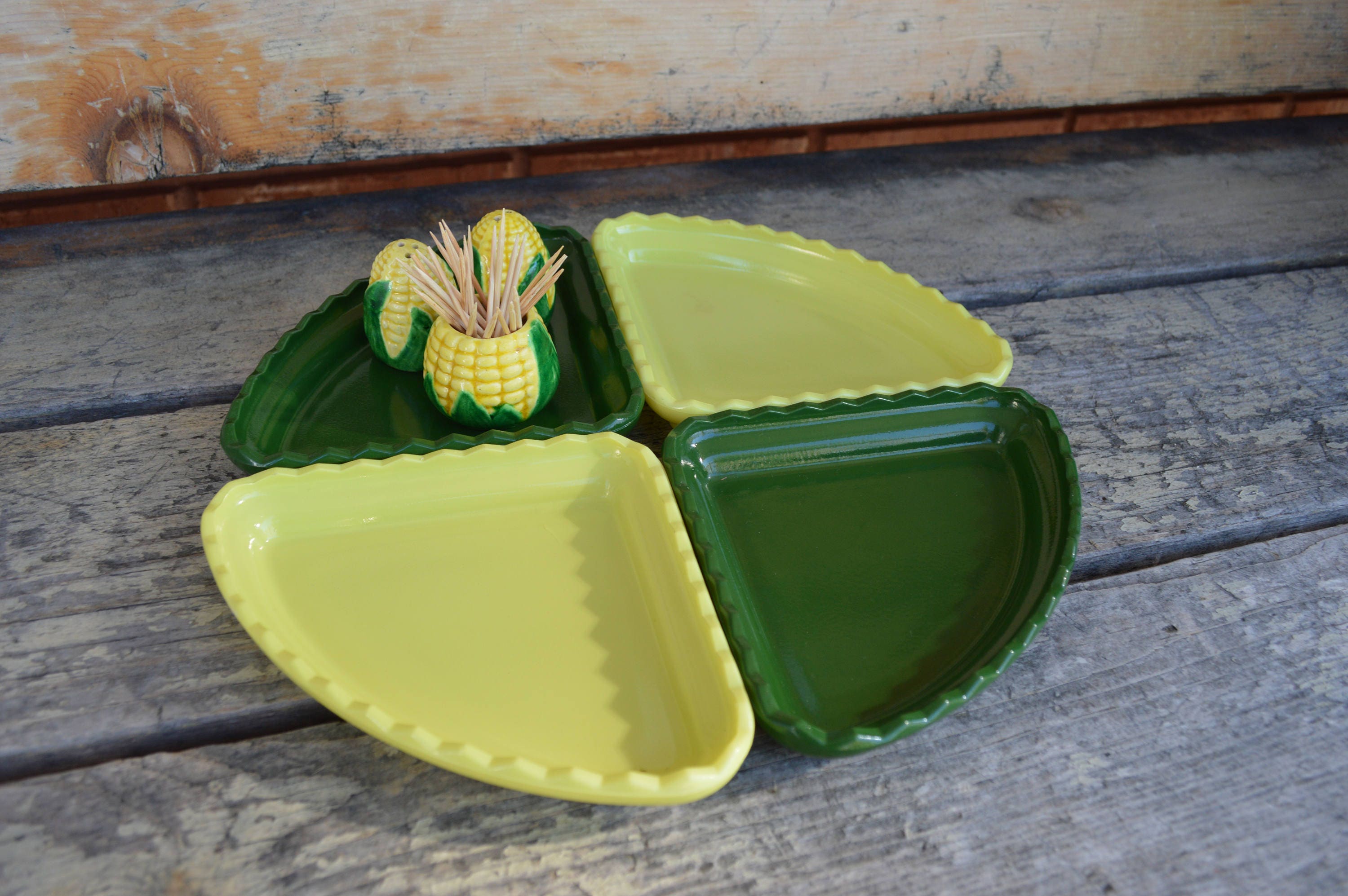 Vintage Triangle Plates Set of 4 Hocking Glass Wedge Etsy